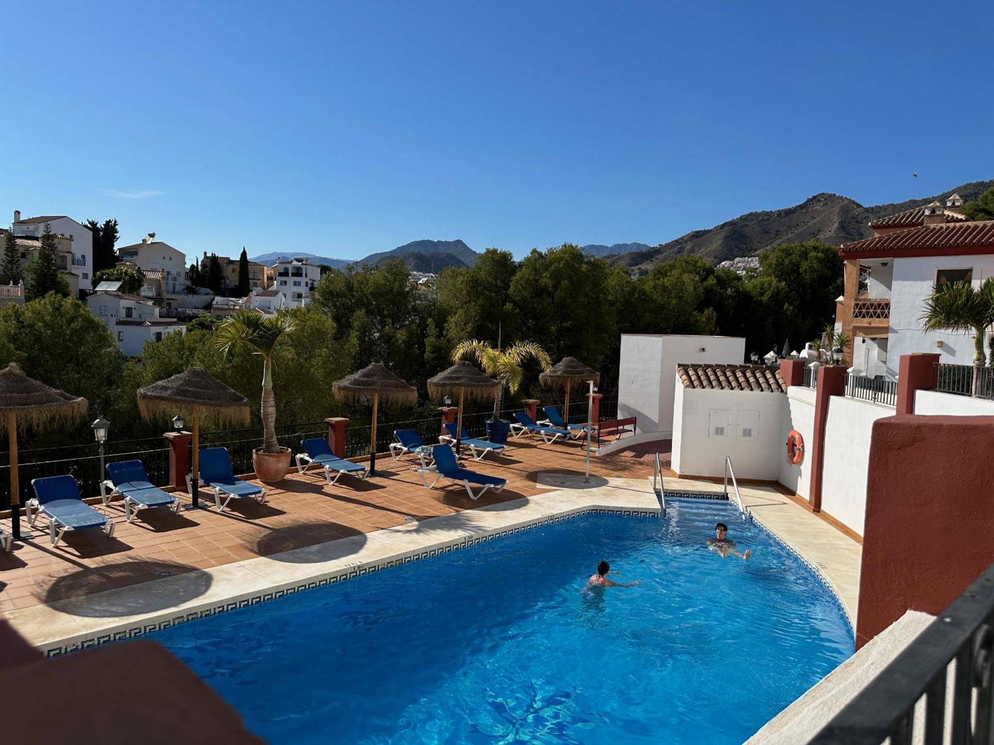Spacious Family Villa Aljamar 8A Nerja Eksteriør bilde