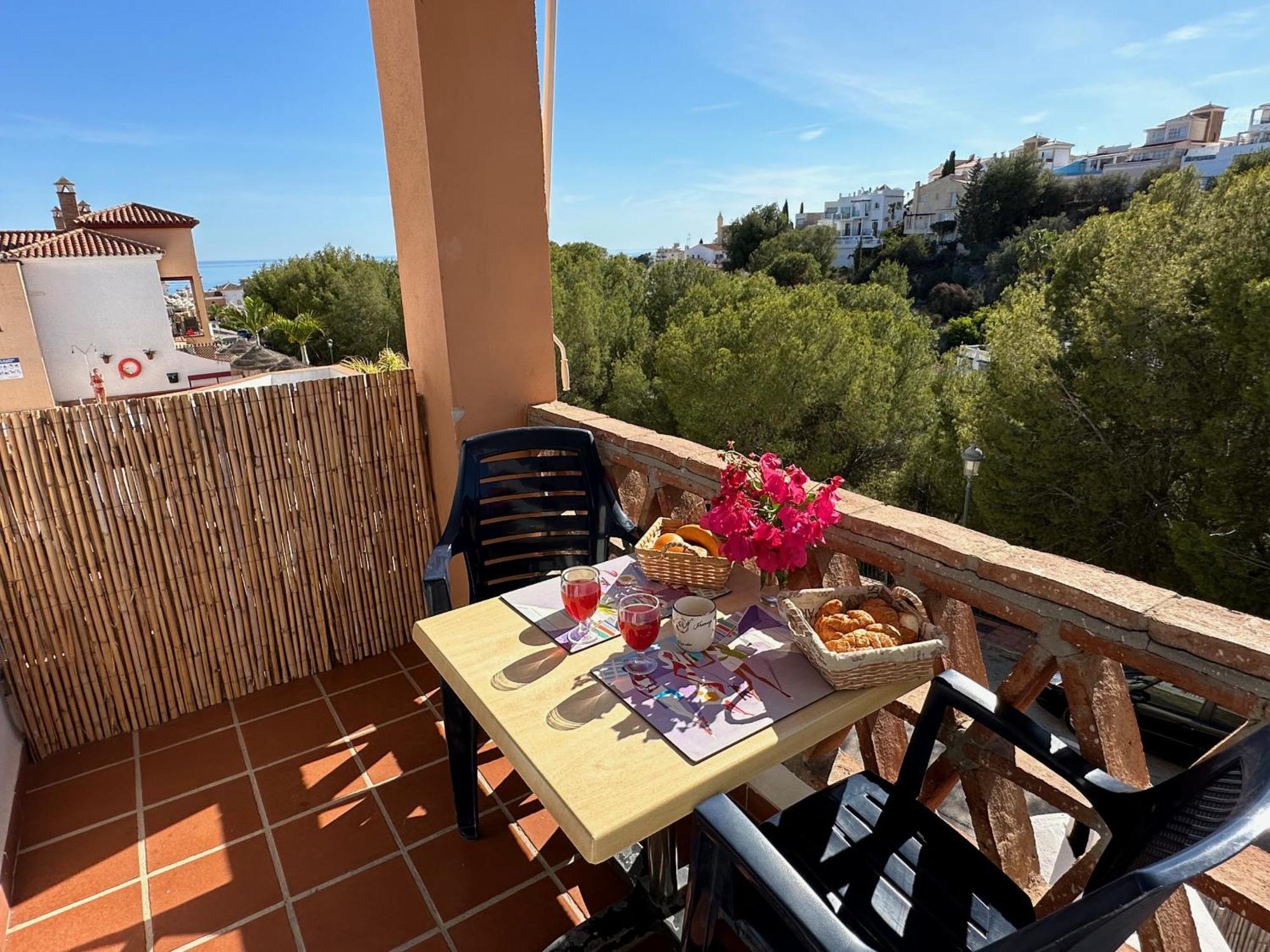 Spacious Family Villa Aljamar 8A Nerja Eksteriør bilde